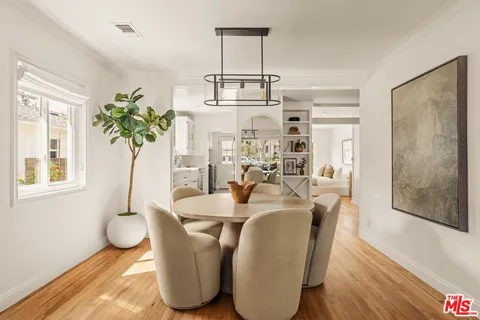 $1,695,000 | 7805 Denrock Avenue, Los Angeles, CA 90045