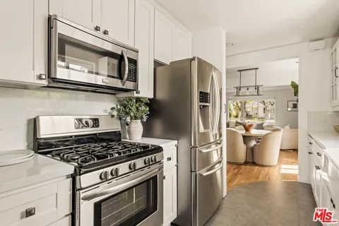 $1,695,000 | 7805 Denrock Avenue, Los Angeles, CA 90045