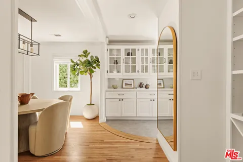 $1,695,000 | 7805 Denrock Avenue, Los Angeles, CA 90045