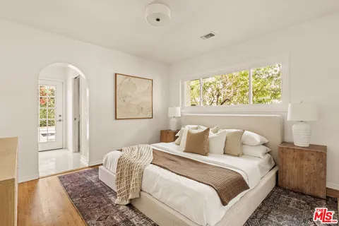 $1,695,000 | 7805 Denrock Avenue, Los Angeles, CA 90045