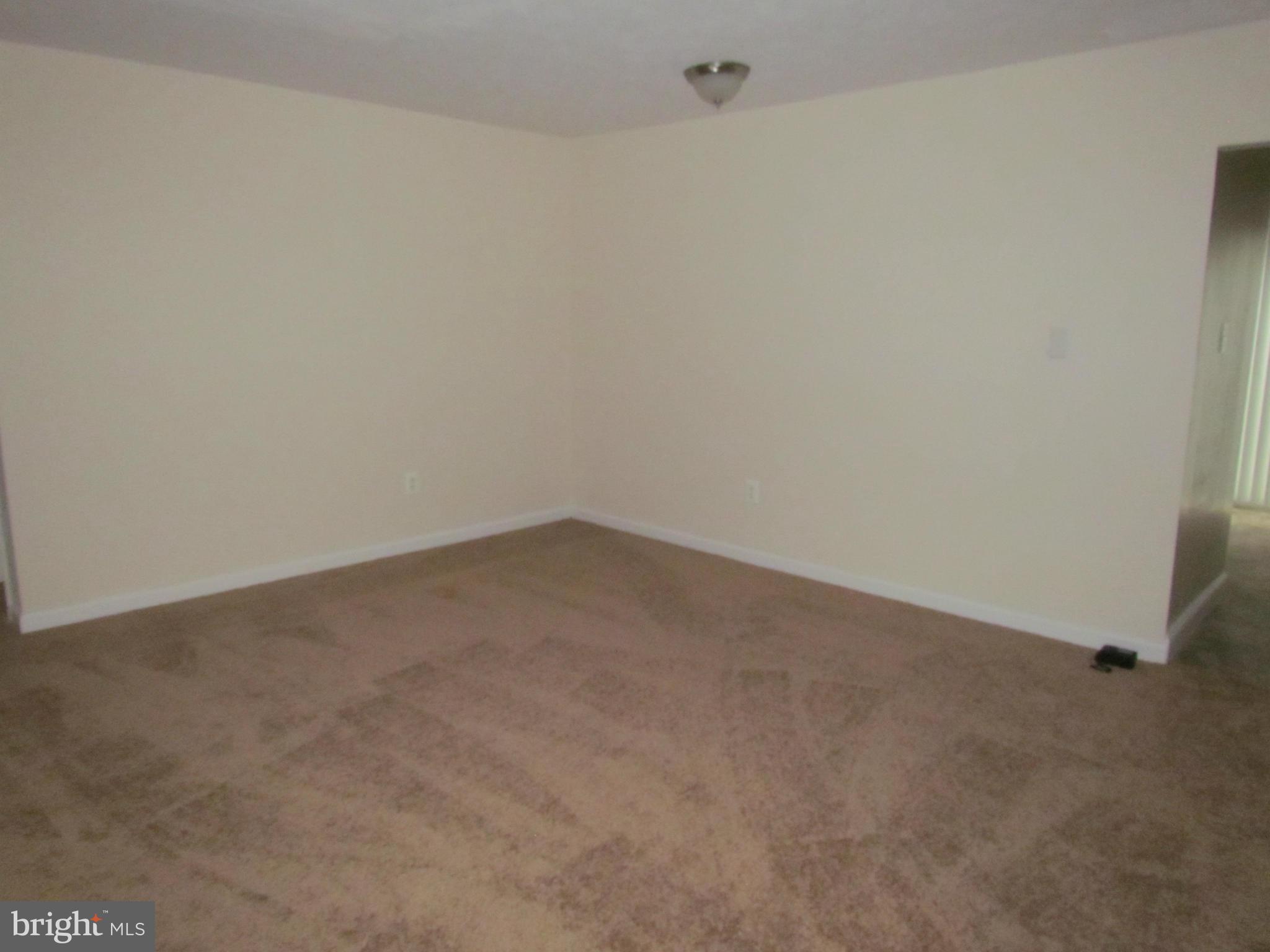 1685 Ridgely Court Crofton, MD 21114 - Photo 4 of 19 Dining Room