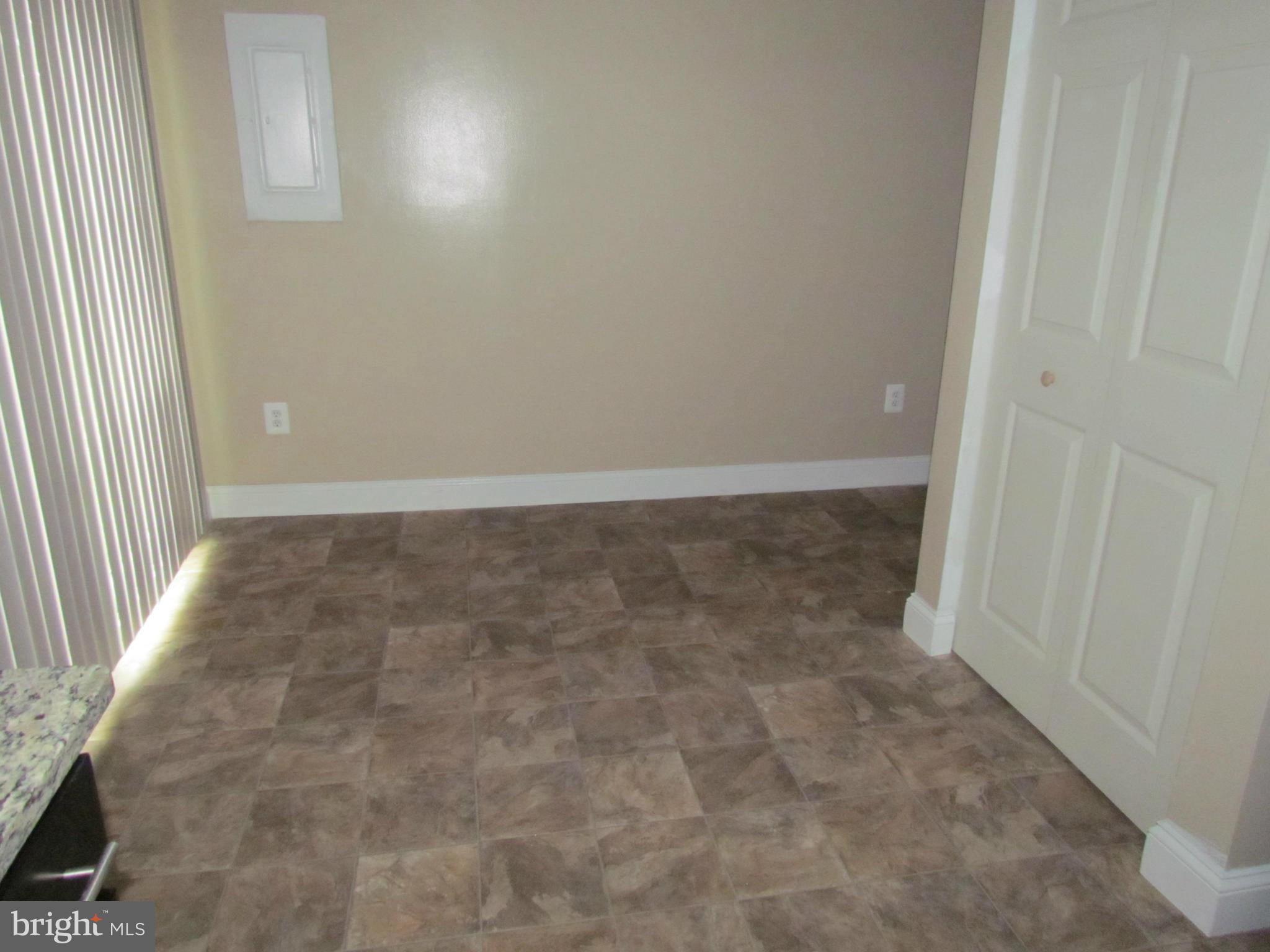 1685 Ridgely Court Crofton, MD 21114 - Photo 7 of 19 Breakfast Area