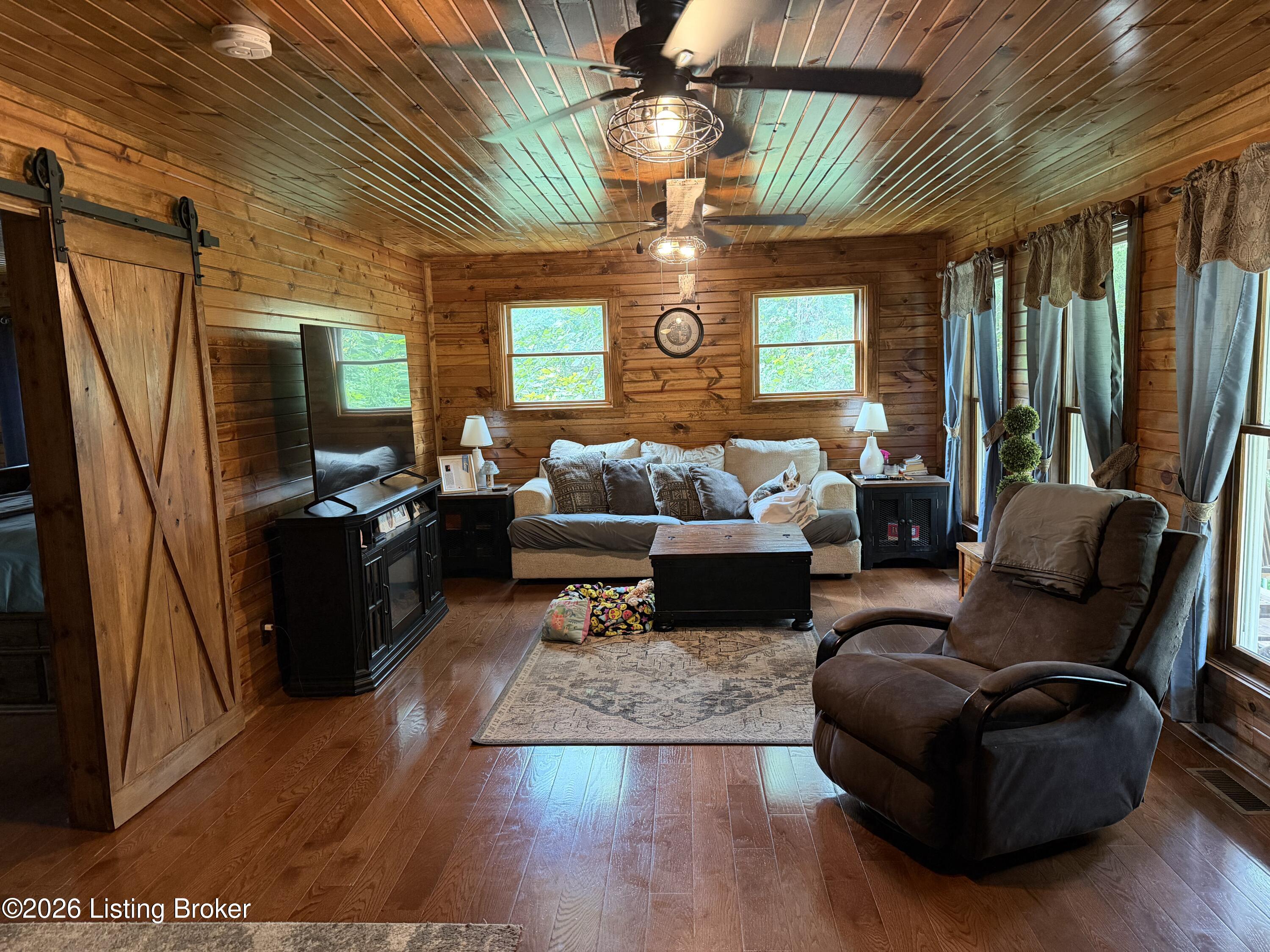 680 Hough Road Mount Washington, KY 40047 - Photo 7 of 69 IMG_4592