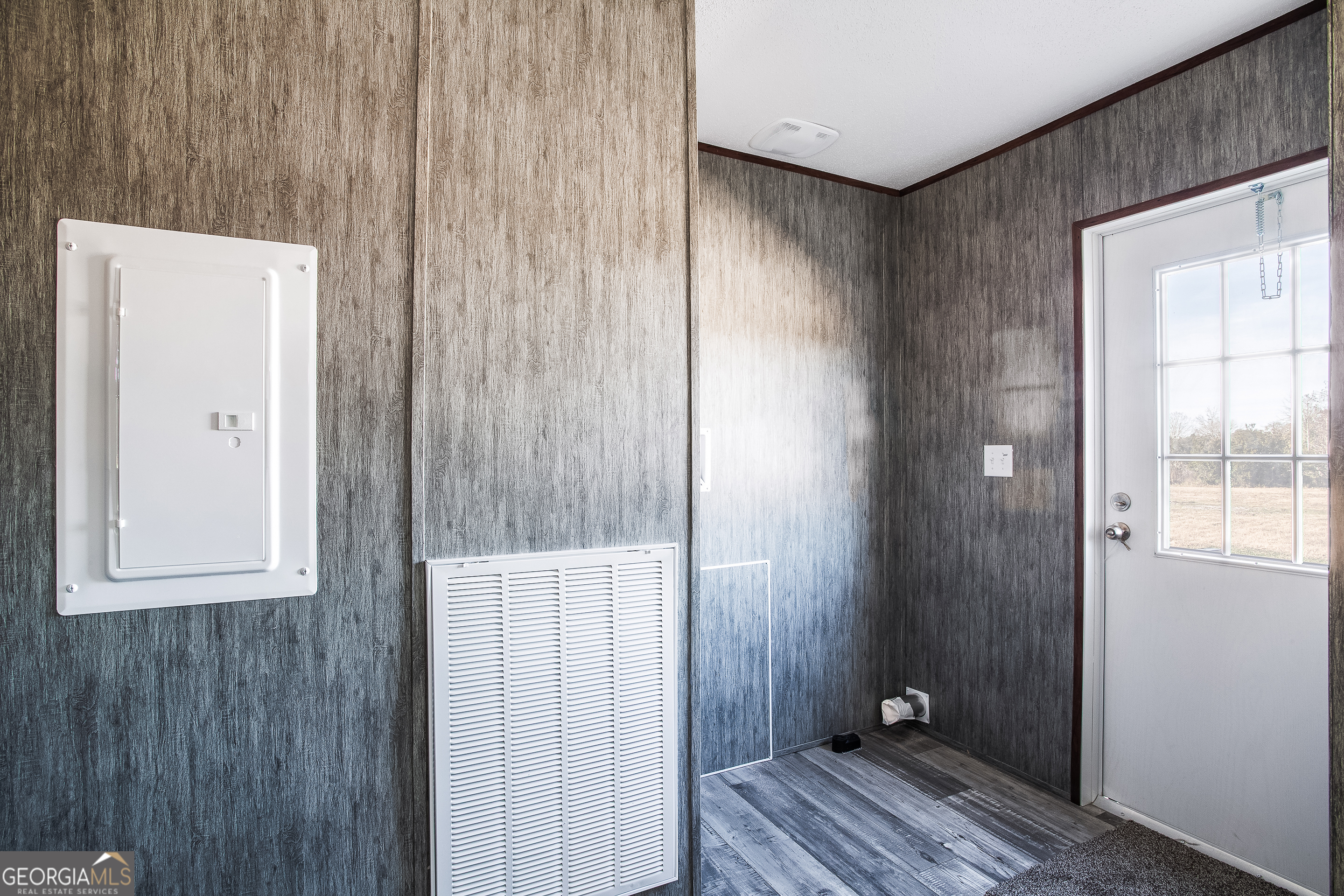 373 Barber Branch St. George, GA 31562 - Photo 22 of 30 a view of front door