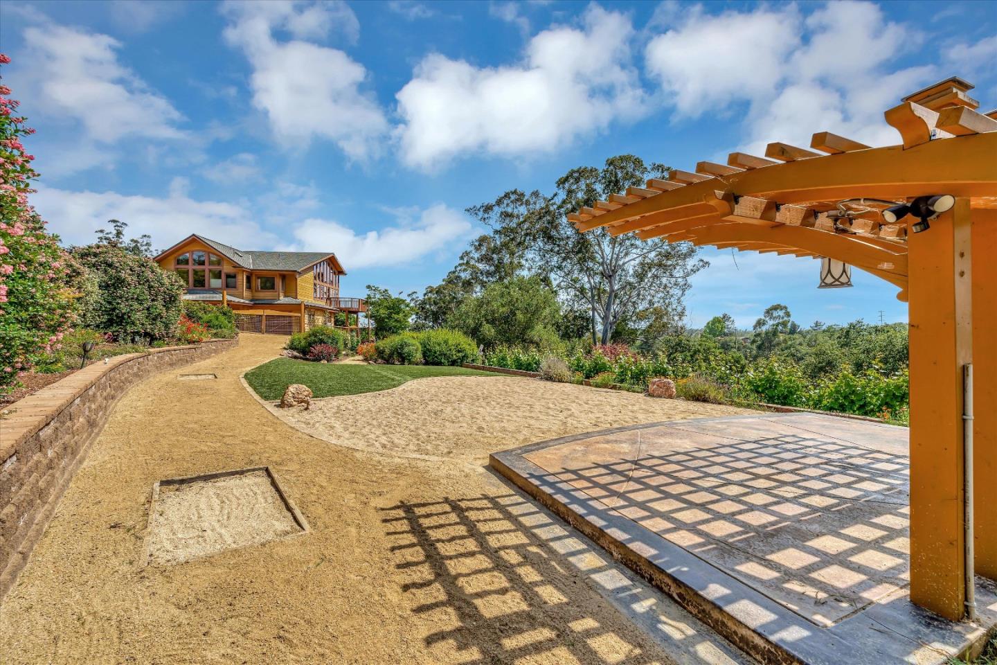 521 Amigo Road Soquel, CA 95073 - Photo 35 of 39 a view of a backyard of a house