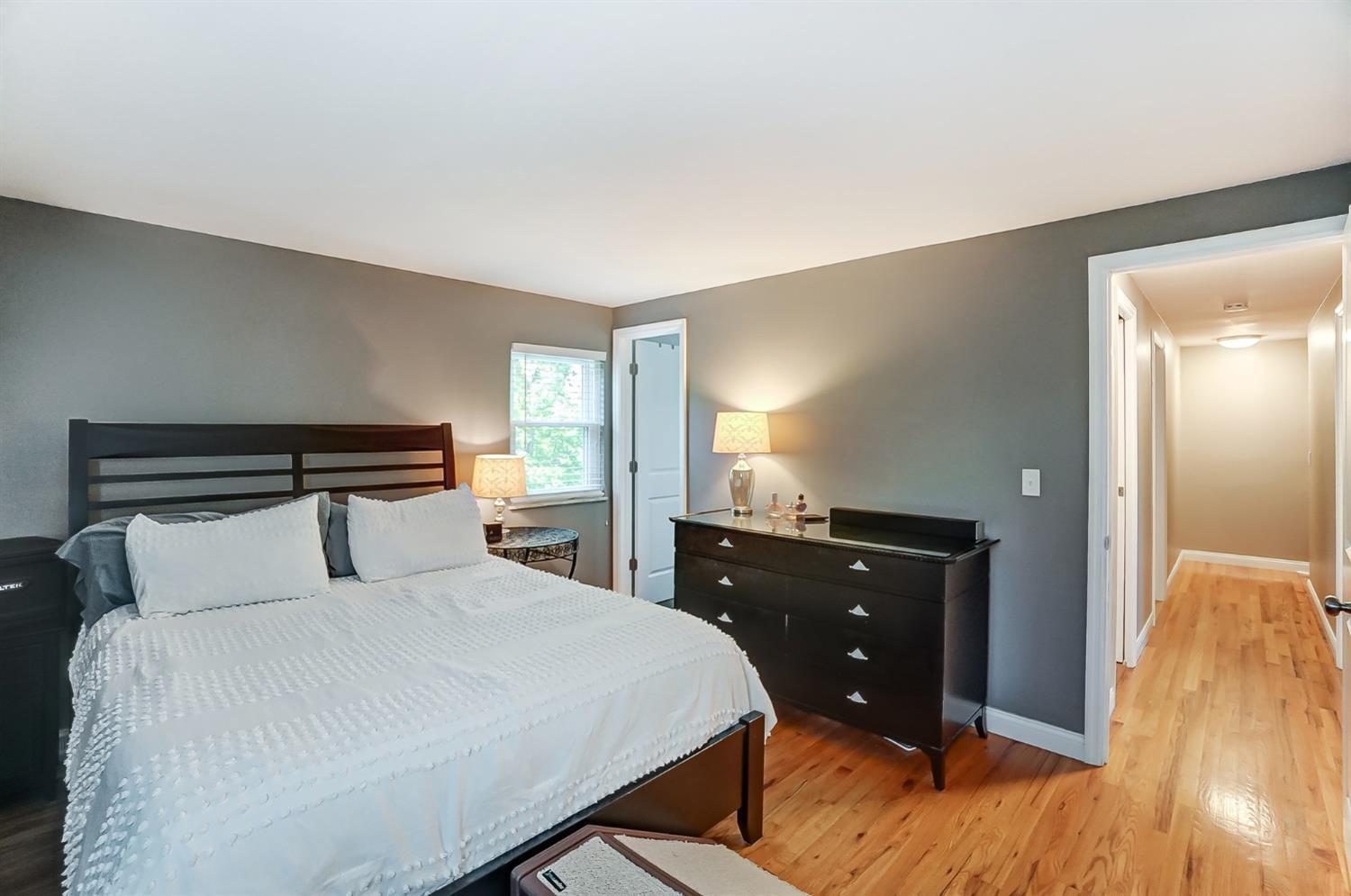 9331 Ranchill Drive Cincinnati, OH 45231 - Photo 27 of 42 Gallery Image 27