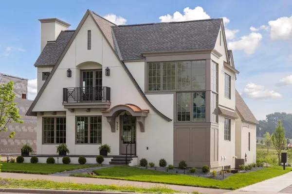 $2,850,000 | 956 Mississippi River Boulevard South, St. Paul, MN 55116