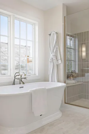 $2,850,000 | 956 Mississippi River Boulevard South, St. Paul, MN 55116