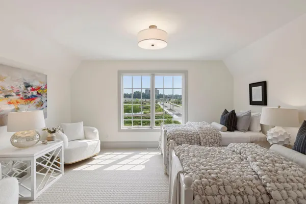 $2,850,000 | 956 Mississippi River Boulevard South, St. Paul, MN 55116