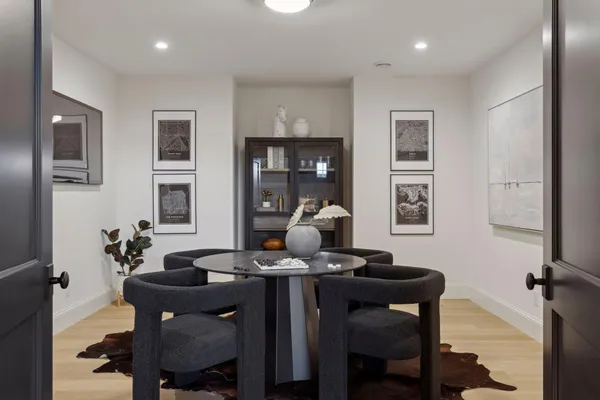 $2,850,000 | 956 Mississippi River Boulevard South, St. Paul, MN 55116