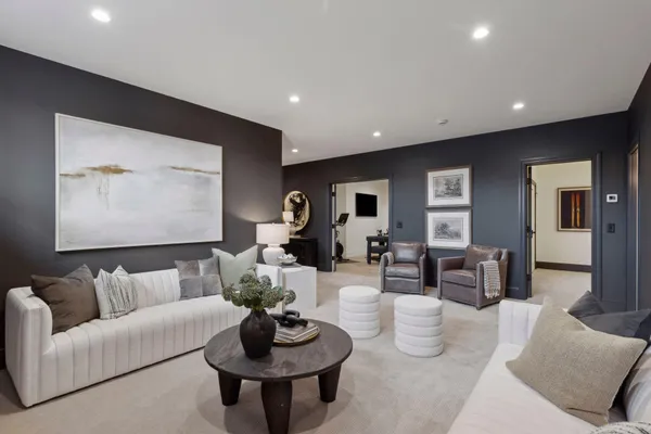 $2,850,000 | 956 Mississippi River Boulevard South, St. Paul, MN 55116