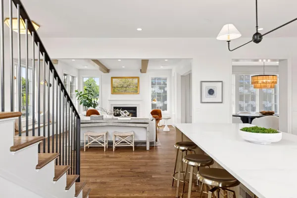 $2,850,000 | 956 Mississippi River Boulevard South, St. Paul, MN 55116