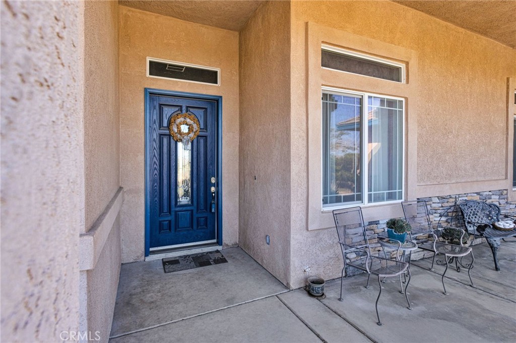 9550 Lucerne Road Apple Valley, CA 92308 - Photo 5 of 64 Gallery Image 5