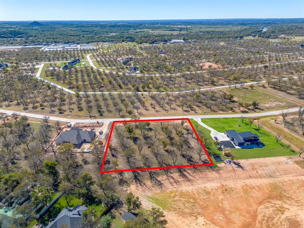 1148 West Landings Road North Granbury, TX 76049 - Photo 9 of 36