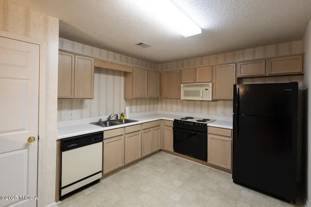 $159,500 | 954 Greystone Court, Macon, GA 31204