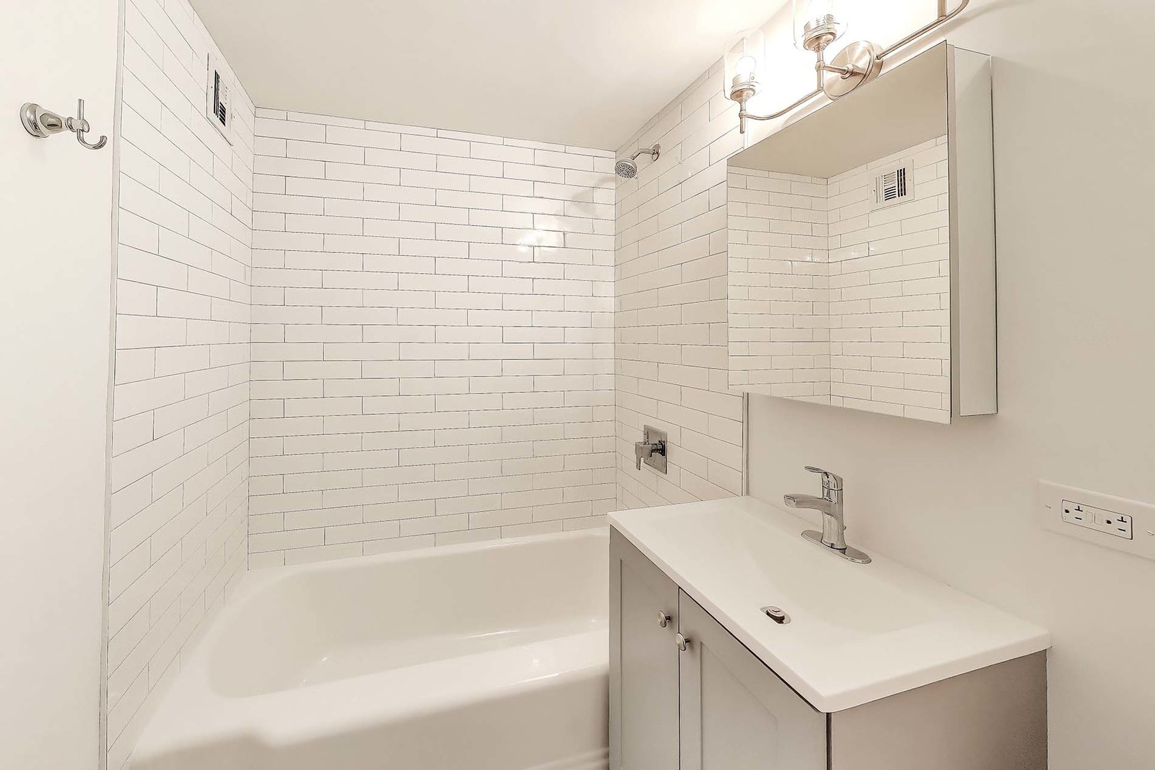 5050 South East End Avenue, Unit 4B Chicago, IL 60615 - Photo 14 of 24