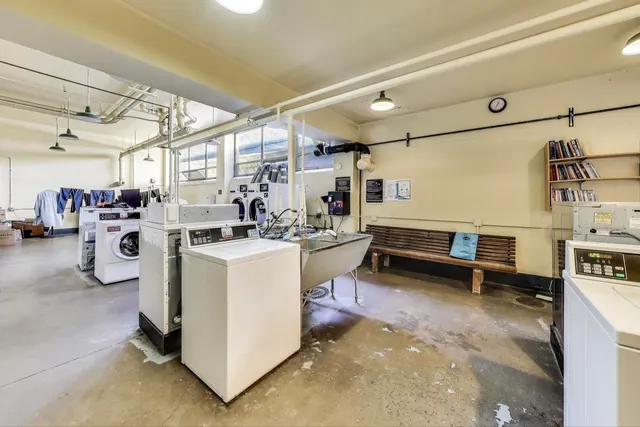 $125,000 | 5050 South East End Avenue, Unit 4B, Chicago, IL 60615