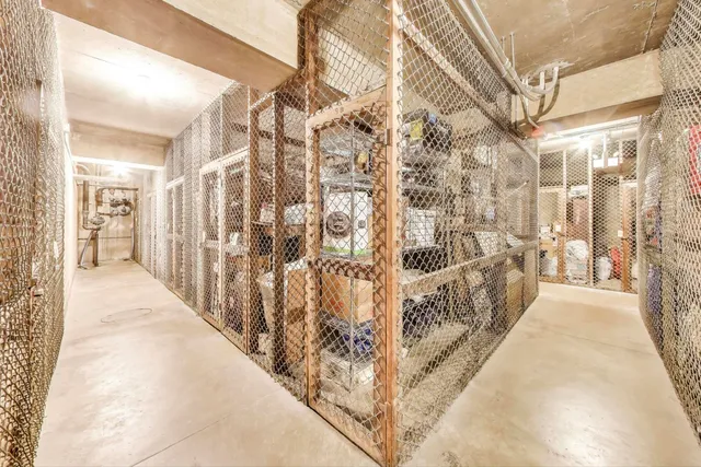 $125,000 | 5050 South East End Avenue, Unit 4B, Chicago, IL 60615