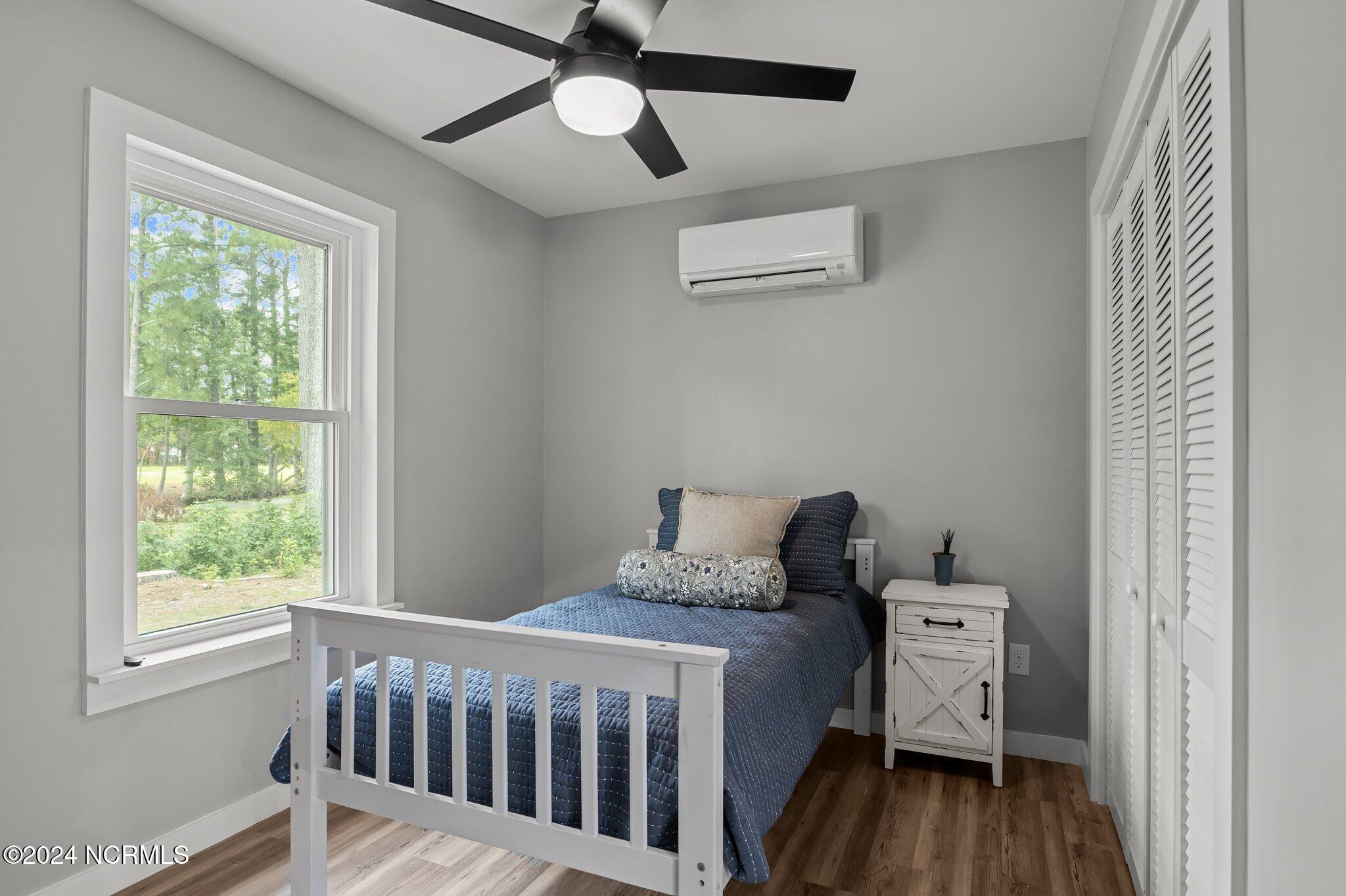203 Long Pond Loop Swansboro, NC 28584 - Photo 27 of 49 Bedroom 2