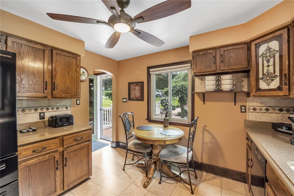 2279 Reis Run Road Pittsburgh, PA 15237 - Photo 12 of 22 Gallery Image 12