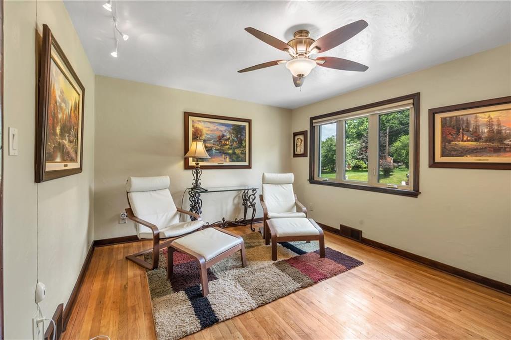 2279 Reis Run Road Pittsburgh, PA 15237 - Photo 13 of 22 Gallery Image 13