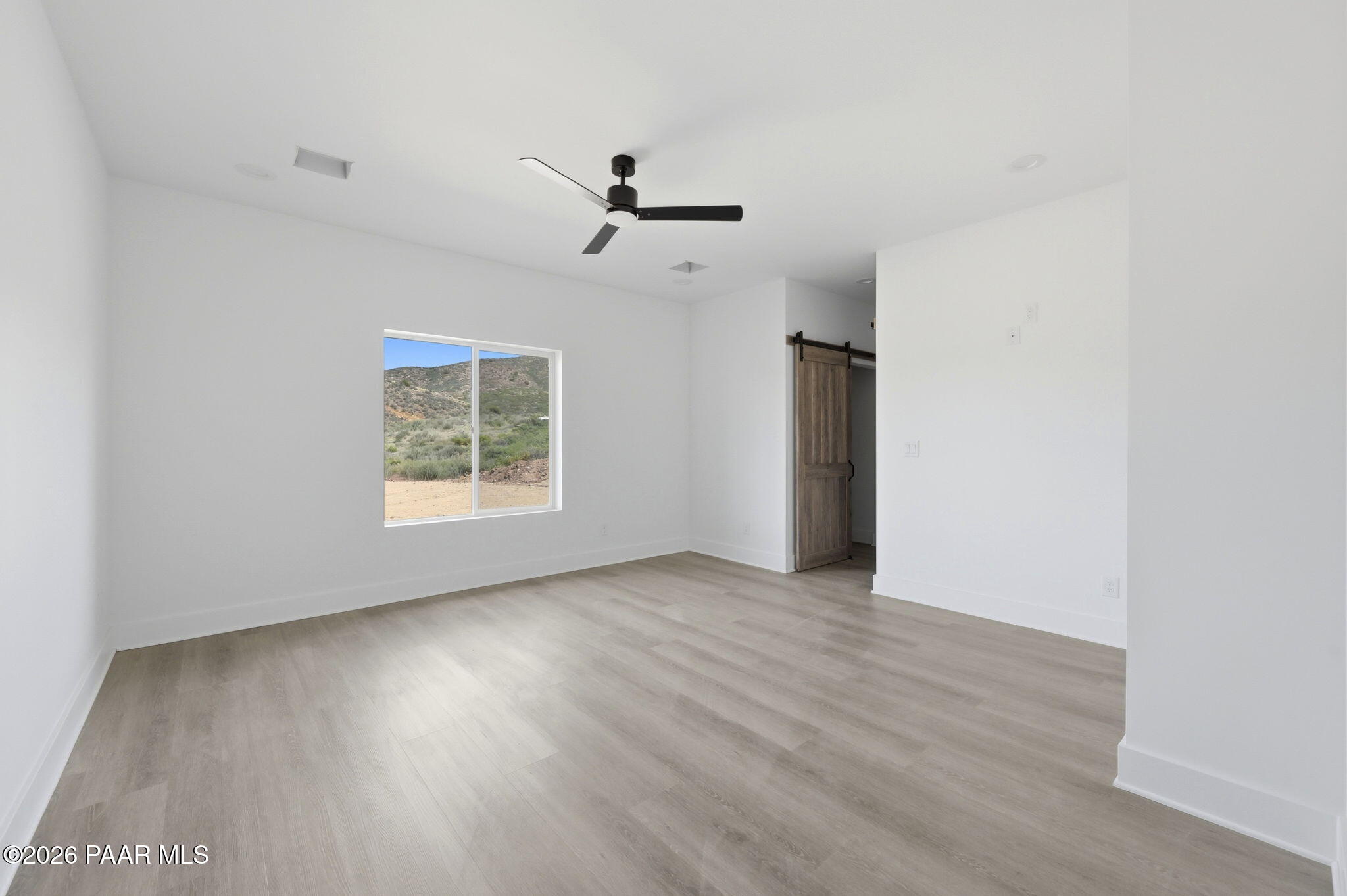 13650 East Soleil Down Road Mayer, AZ 86333 - Photo 16 of 30 21-Primary Bedroom