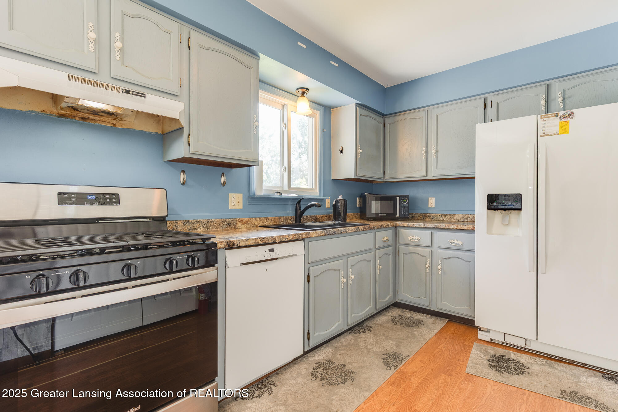1415 Pierce Road Lansing, MI 48910 - Photo 10 of 33 1415_Pierce_BROCK-23
