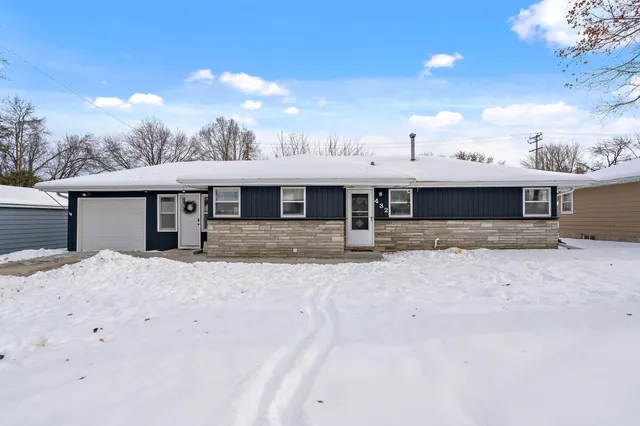 $299,900 | 432 4th Avenue Northeast, Osseo, MN 55369