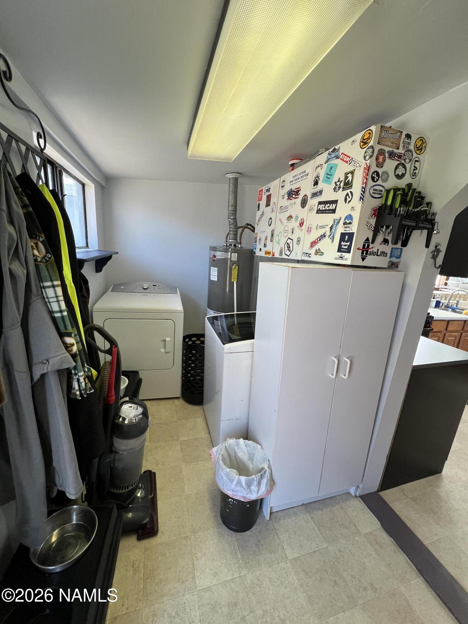407 South 4th Street Williams, AZ 86046 - Photo 20 of 25 a bathroom with a sink and toilet