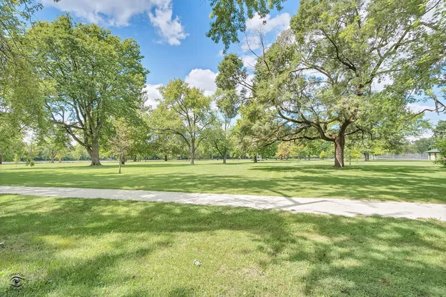 a view of a golf course