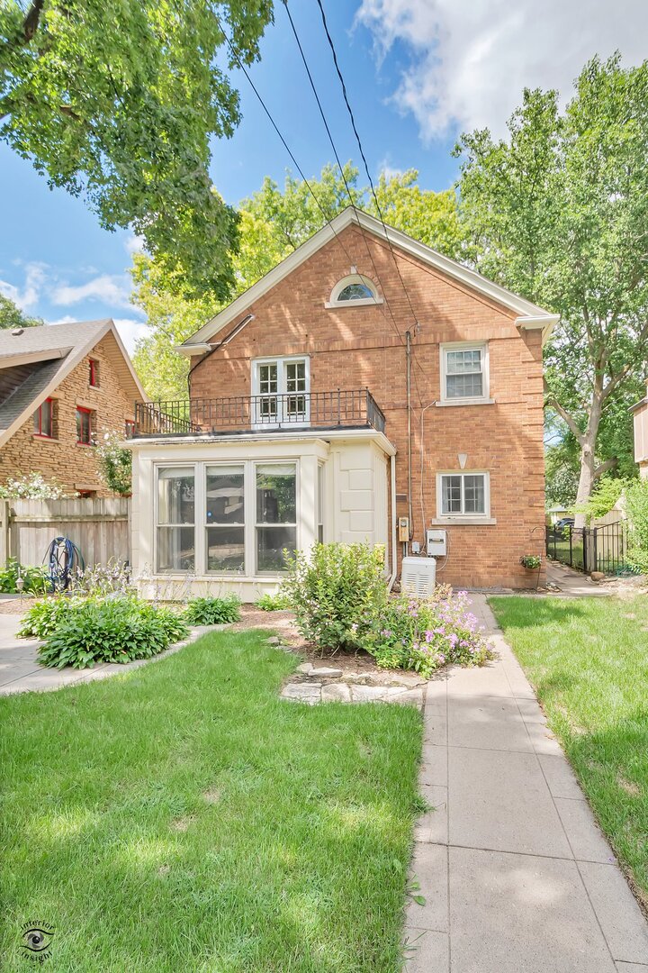 1096 South Wildwood Avenue Kankakee, IL 60901 - Photo 38 of 38 a view of a yard in front of a house