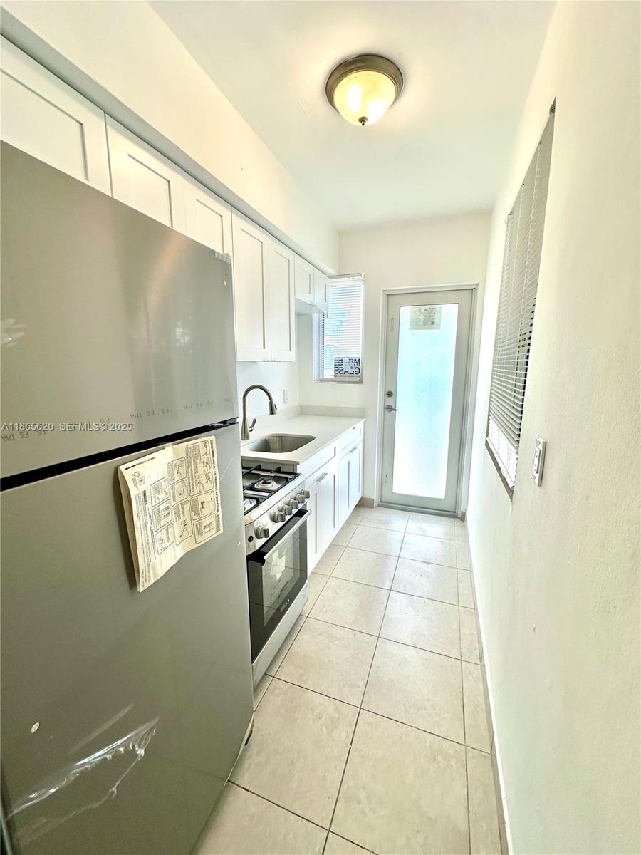 800 85th Street, Unit 810 Miami Beach, FL 33141 - Photo 5 of 18