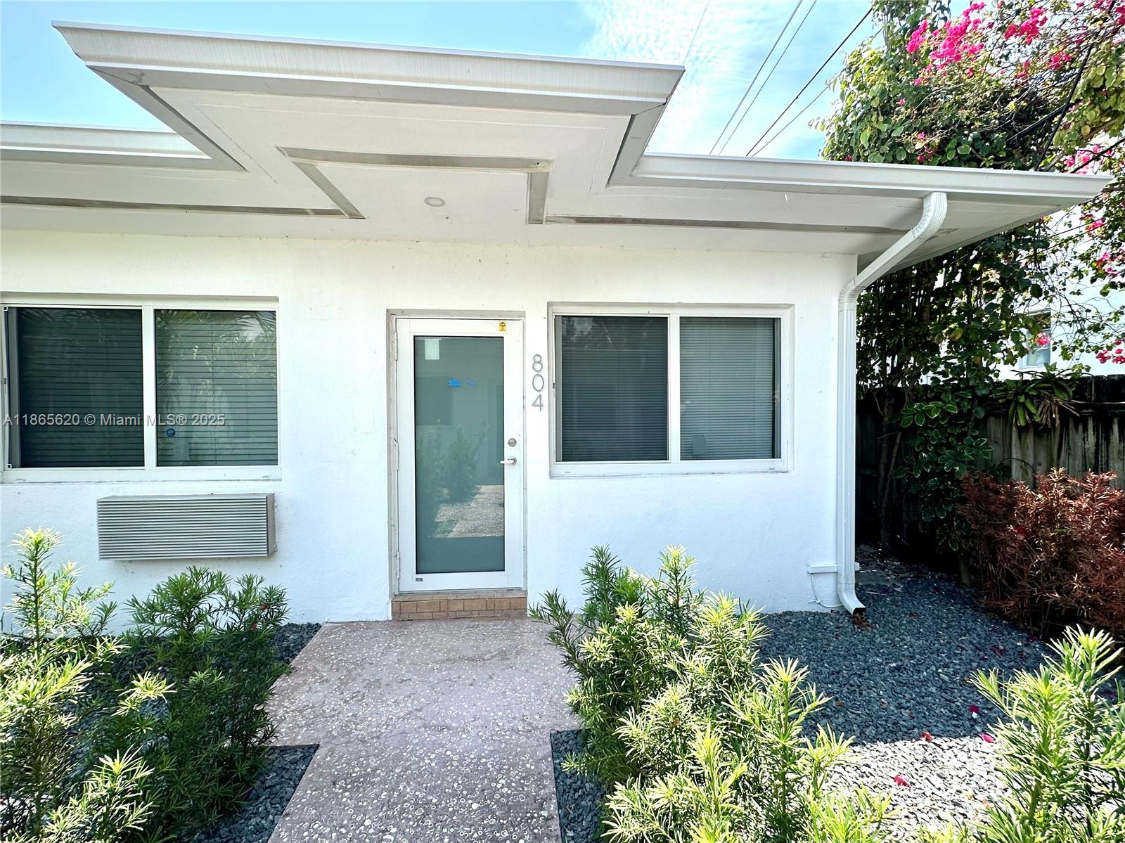 800 85th Street, Unit 816 Miami Beach, FL 33141 - Photo 10 of 18