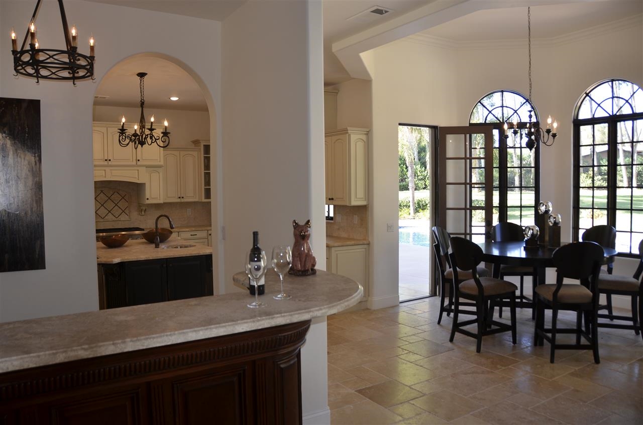 18095 Rancho La Cima Corte Rancho Santa Fe, CA 92067 - Photo 3 of 14