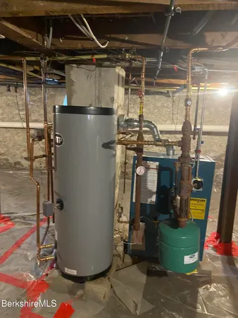 $224,900 | 132 Daniels Avenue, Pittsfield, MA 01201