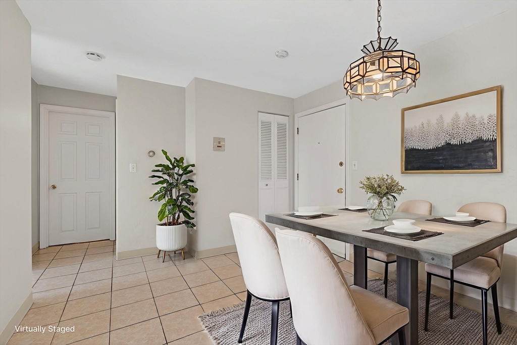 5 Washington Street, Unit D4 Reading, MA 01867 - Photo 3 of 18