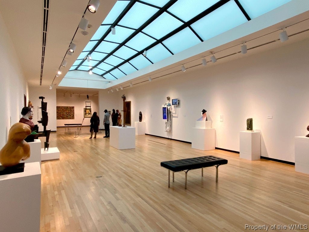984 Winward Road Norfolk, VA 23513 - Photo 31 of 48 Gallery Image 31