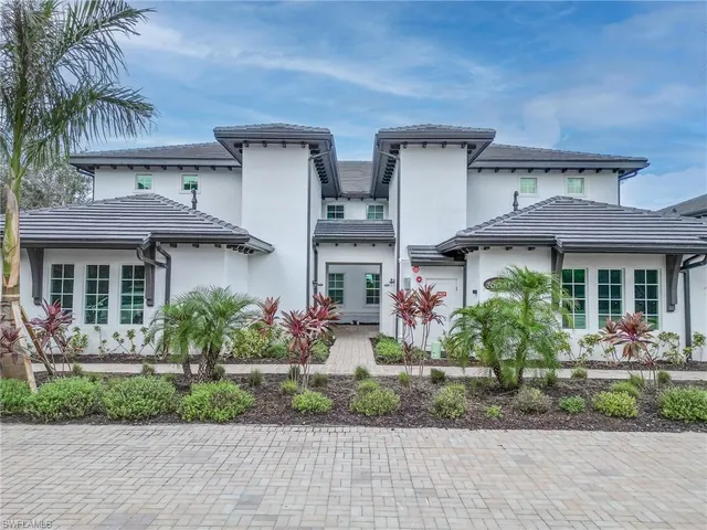 $789,950 | 16881 Fairgrove Way, Unit 7102, Naples, FL 34110