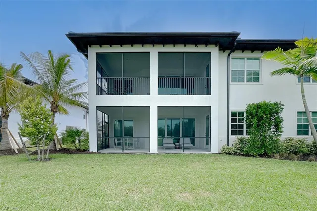 $789,950 | 16881 Fairgrove Way, Unit 7102, Naples, FL 34110