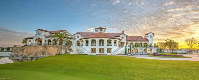 $789,950 | 16881 Fairgrove Way, Unit 7102, Naples, FL 34110