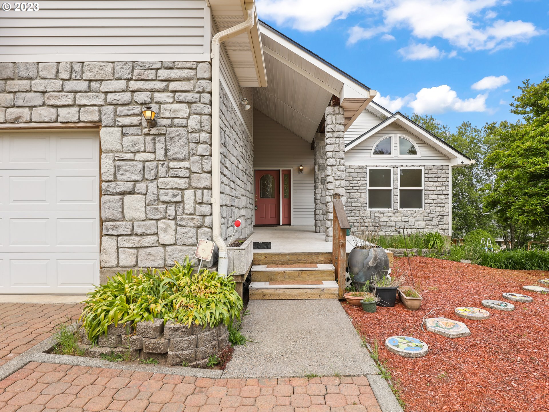 940 Mt Pleasant Road Kelso, WA 98626 - Photo 5 of 43 Gallery Image 5