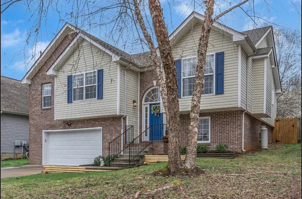 $2,250 | 1589 Hedgewood Road, Clarksville, TN 37042