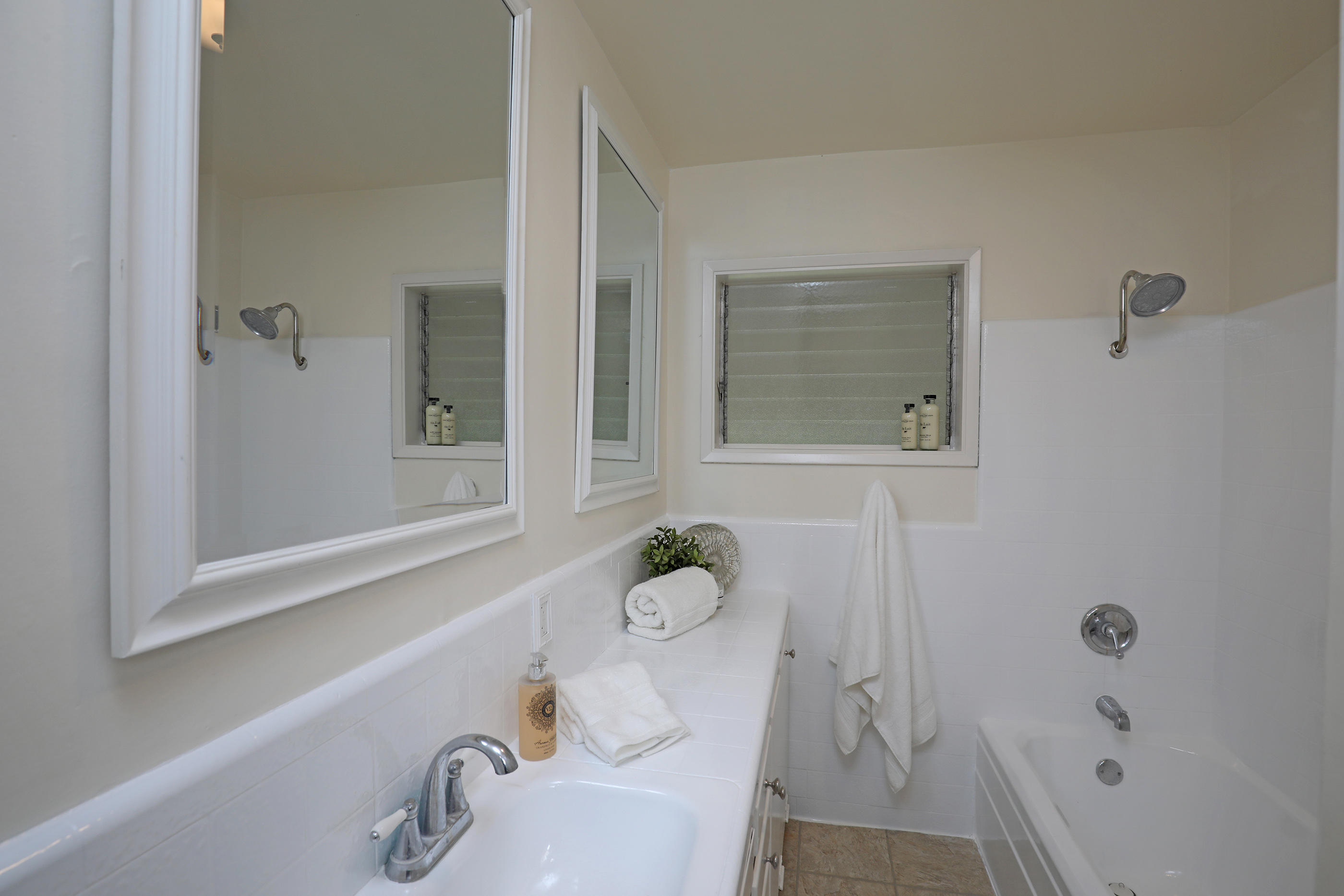 439 Arroyo Road Santa Barbara, CA 93110 - Photo 20 of 24 Bath