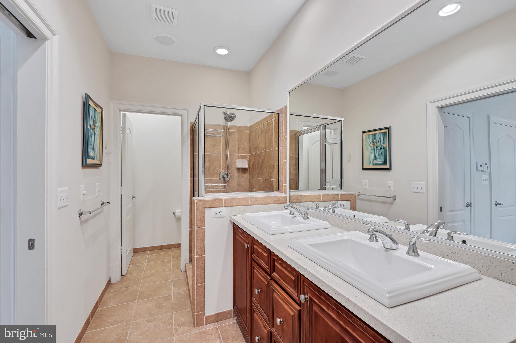 1860 Carpenter Road Alexandria, VA 22314 - Photo 30 of 54 En-Suite Master Bath w/ Separate Shower & WC