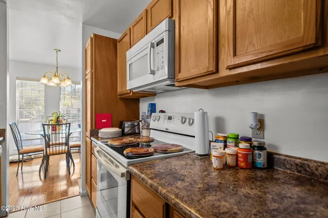 $330,000 | 120 Charter Drive, Wilmington, NC 28403