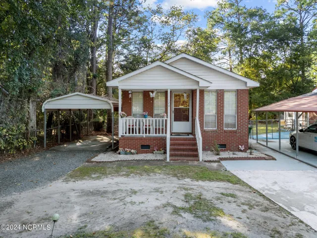 $330,000 | 120 Charter Drive, Wilmington, NC 28403