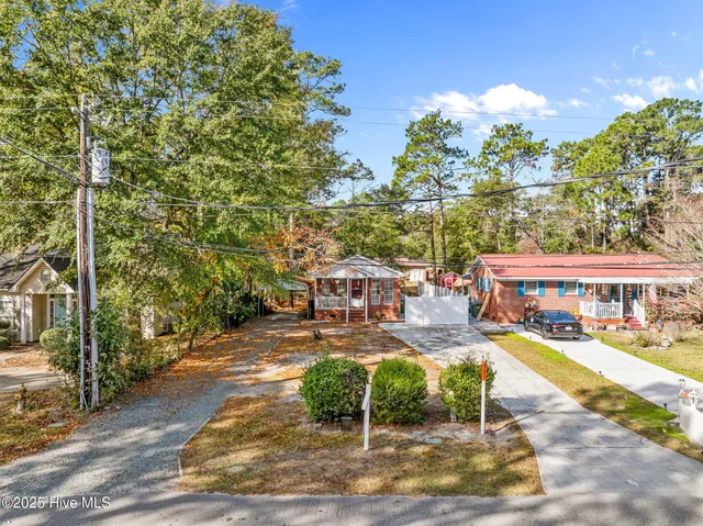 $330,000 | 120 Charter Drive, Wilmington, NC 28403
