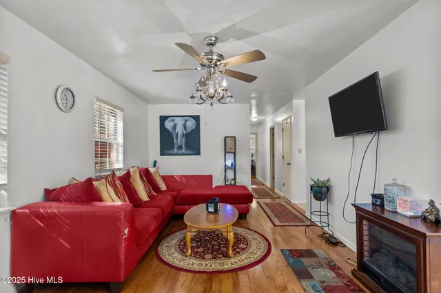 $330,000 | 120 Charter Drive, Wilmington, NC 28403