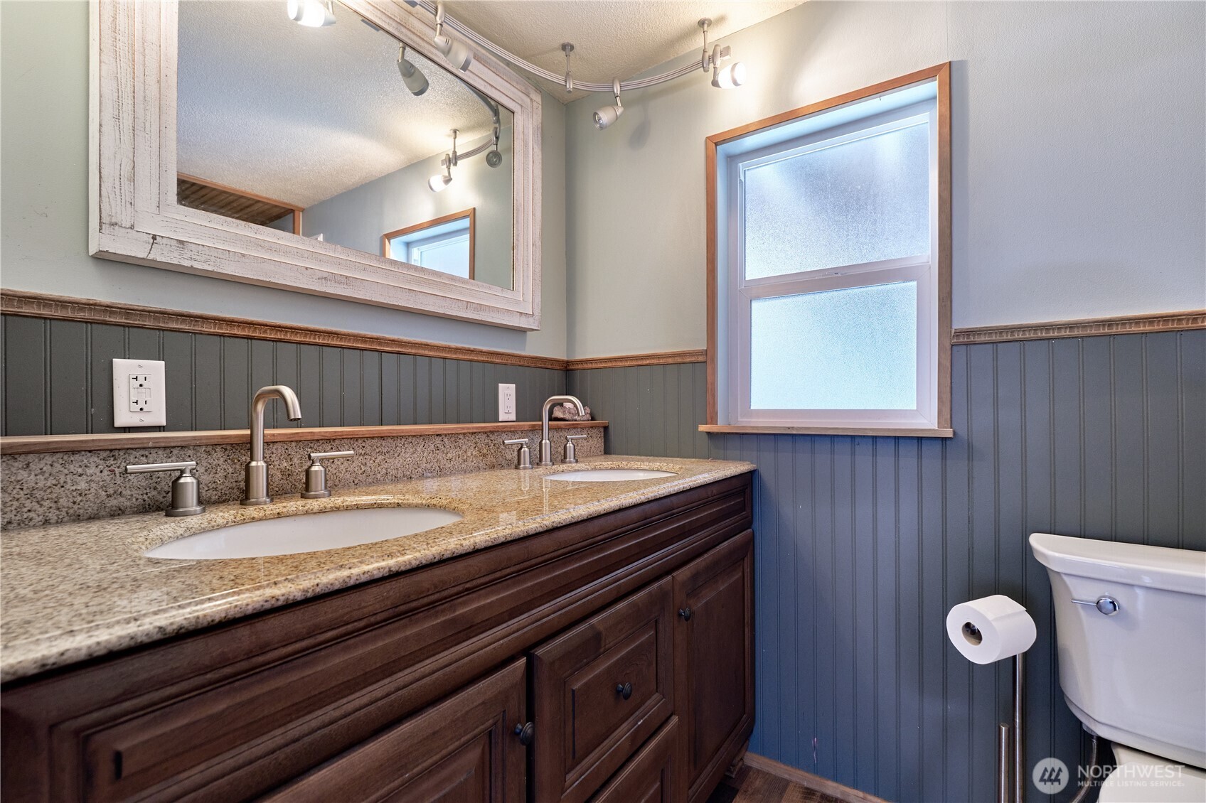 4064 Pipeline Road Blaine, WA 98230 - Photo 20 of 38