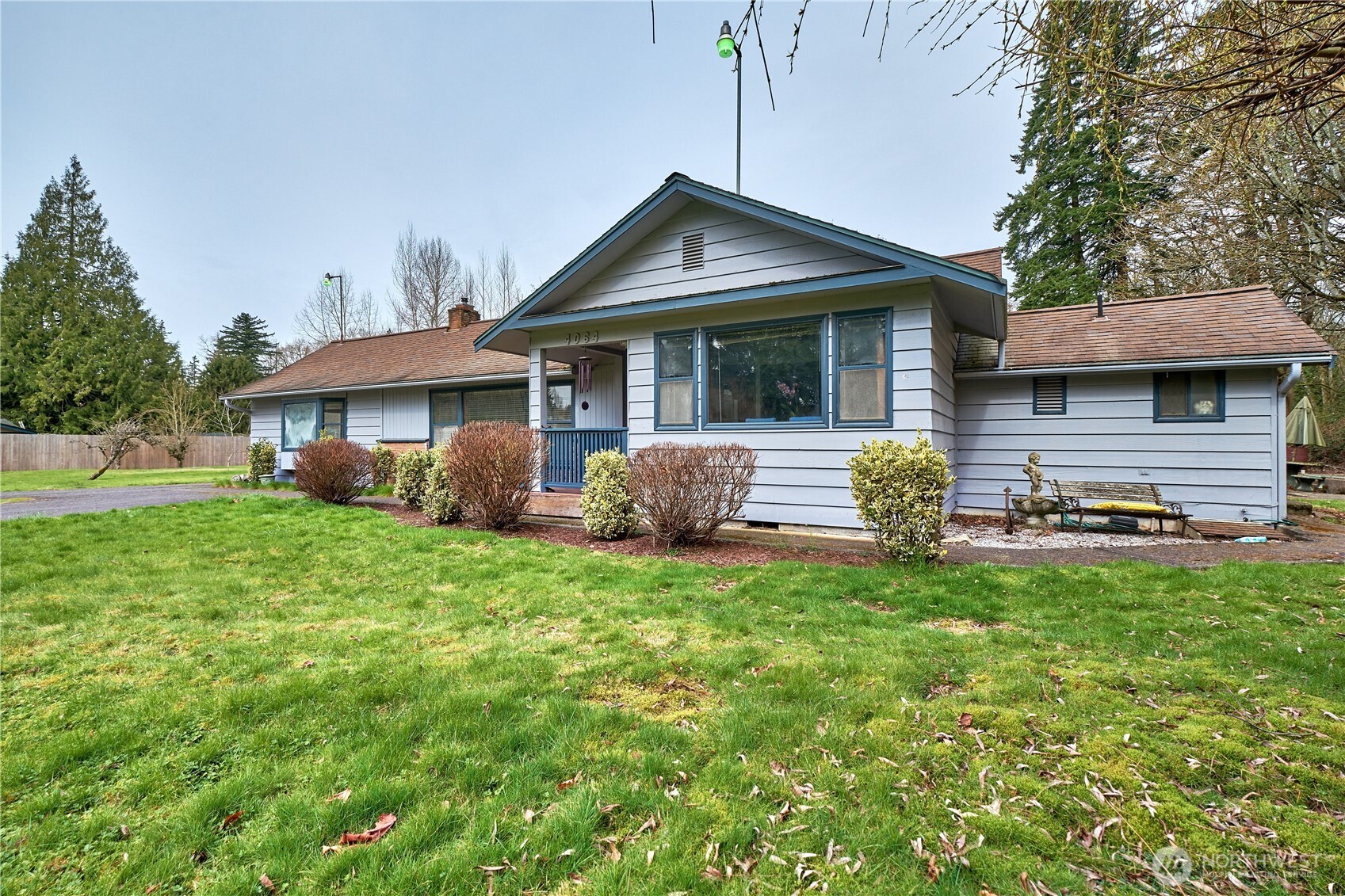 4064 Pipeline Road Blaine, WA 98230 - Photo 3 of 38